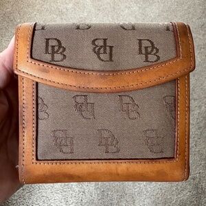 Vintage Dooney & Burke wallet